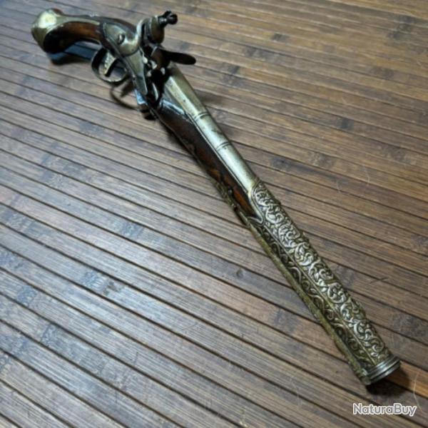 SUPERBE ET GRAND LUXUEUX PISTOLET D'AR�ON A SILEX OTTOMAN ORIENTAL TOUTES GARNITURES ARGENT
