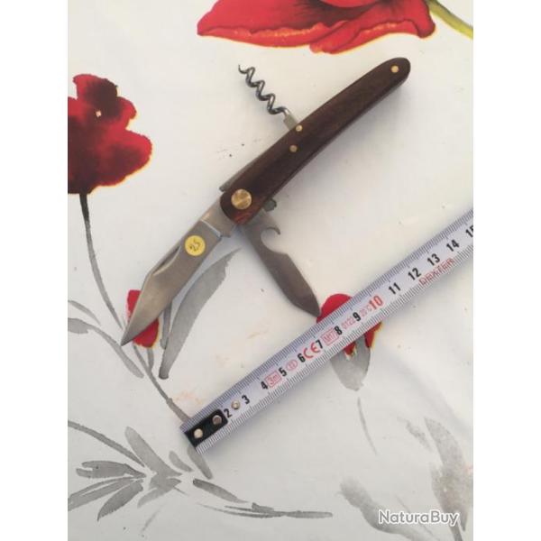 Couteau de poche ��le campagnard ��