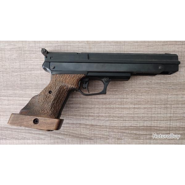 Pistolet � air comprim� 4,5mm GAMO COMPACT comp�tition tir sportif crosse ergonomique pour droitier