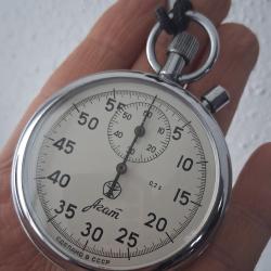 "AGAT" CHRONOM&Egrave;TRE / STOPWATCH M&Eacute;CANIQUE FABRIQU&Eacute; EN URSS CCCP 1980