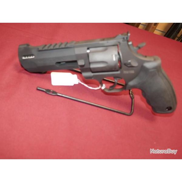 Nouveaut� TAURUS RAGING HUNTER 5"1/8 en 44 Rem Mag
