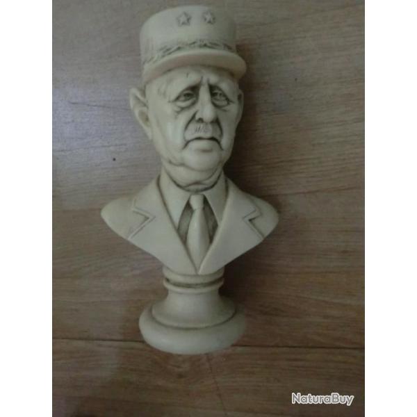 buste du g�neral de gaulle