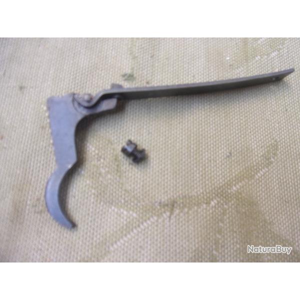 d�tenter de carabine 9 mm Gaucher