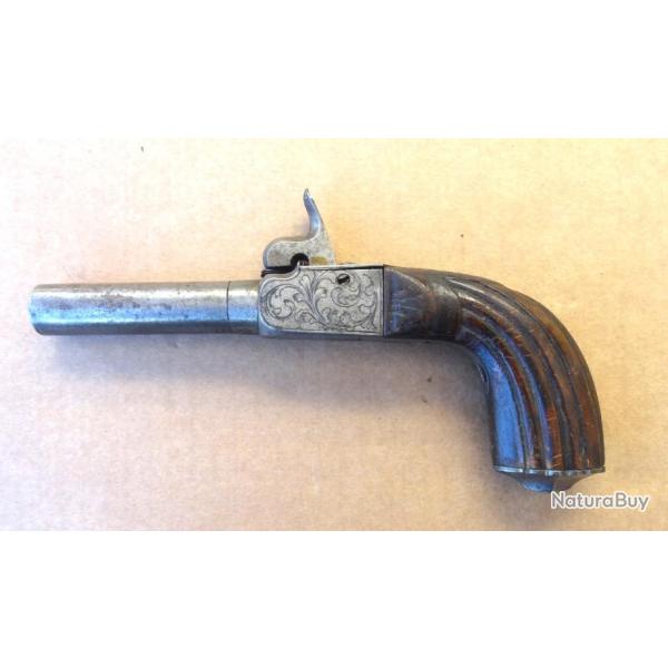 Pietit pistolet coup de poing � percussion