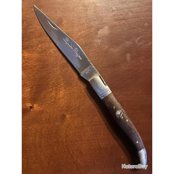 Laguiole Bougna - Couteau 12 cm - Noyer - Mod�le Skull