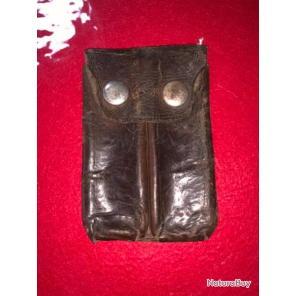 Porte lame chargeur de pistolet C96. Tr�s probablement fabrication locale Indochine .