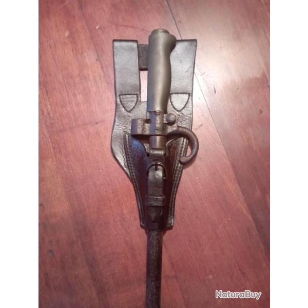 Ba�onnette Lebel 1er type avec porte fourreau.