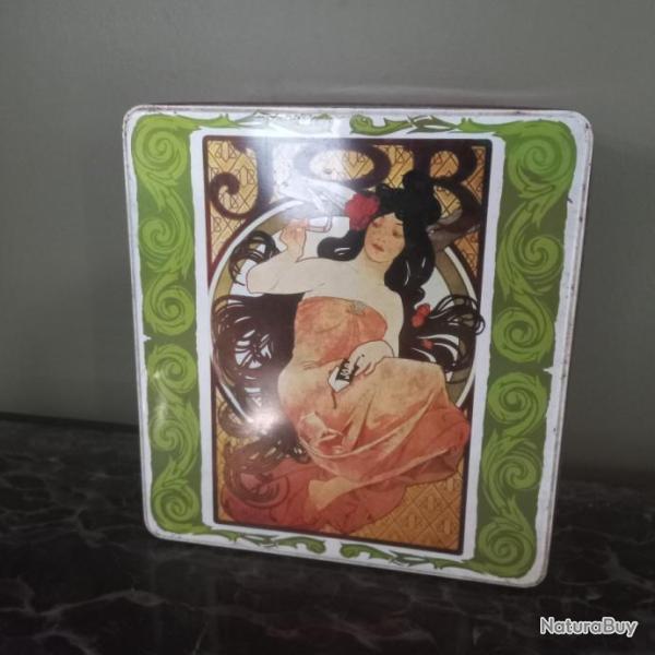 Tr�s belle bo�te publicitaire  JOB avec s�rigraphie d'Alphonse Mucha