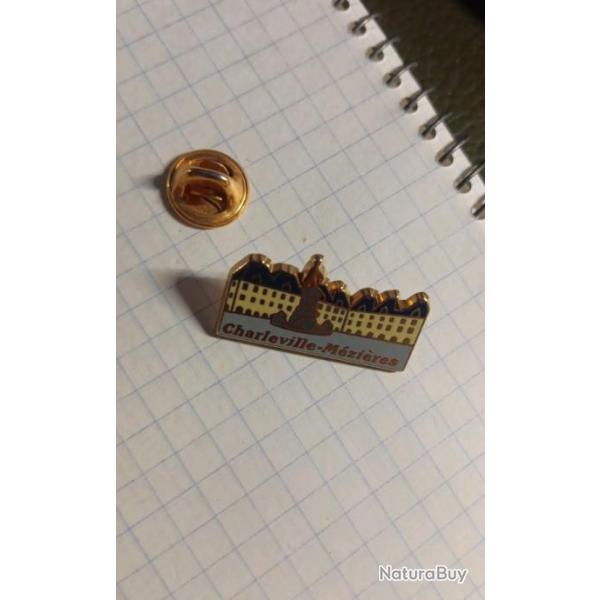 Charleville M�zi�res pin's zamac Arthus Bertrand ref 3333