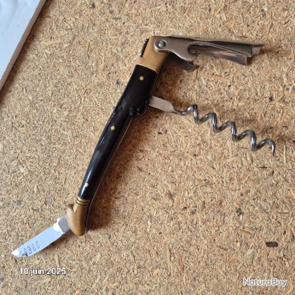Couteau Laguiole Sommelier, Knife Corkscrew, v�ritable limonadier professionnel avec de la corne