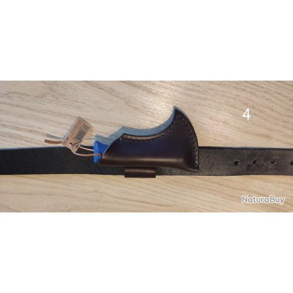 Lot 4. Opinel 8 baroudeur + �tui cuir artisanal