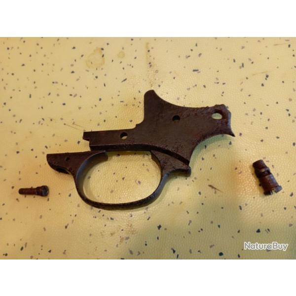 Pontet avec vis pour r�volver d ordonnance Mle 1892.