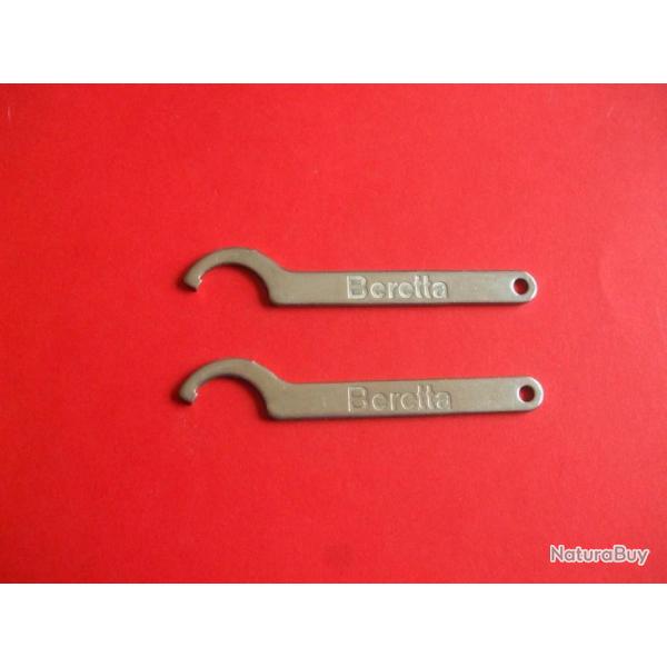 2 CLES DE DEMONTAGE ET REMONTAGE CONTRE ECROUS BERETTA AL 391.