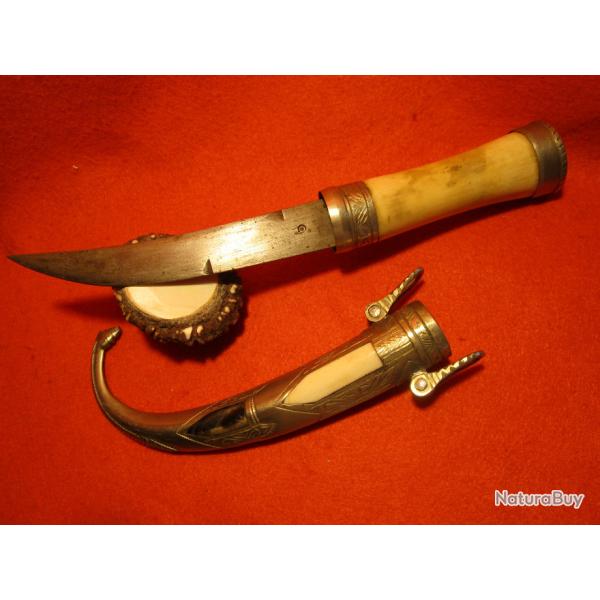kukri koummya ? ancien manche os