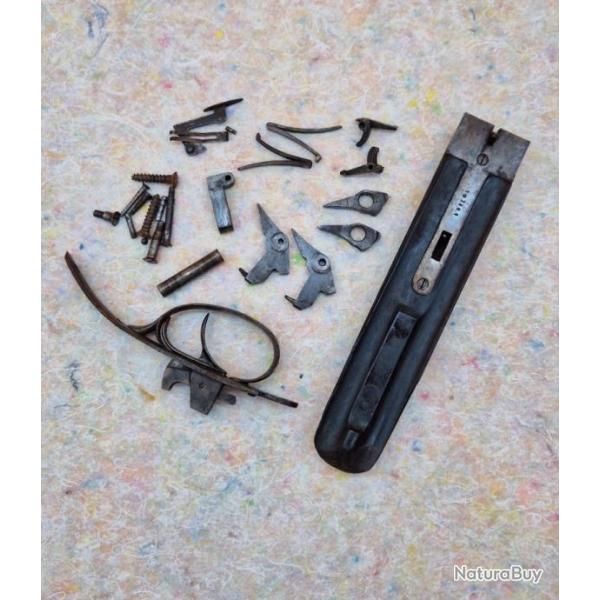 Lot de pi�ces pour fusil MANUFRANCE ROBUST 260 cal 12