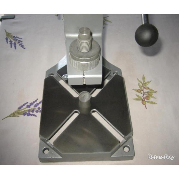 Pas cher... Support de perceuse + jeu d'outil cal 12 pour confection de sertissages �toile parfaits