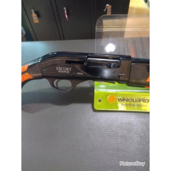 Fusil semi automatique hatsan escort magnum Xtreme slug calibre 12/76