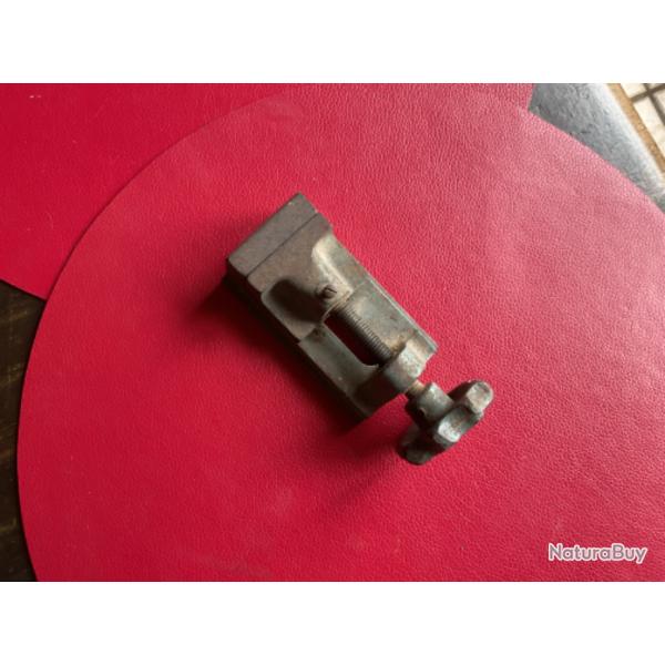 Petit �tau d'armurier ou autres Manufrance, pas de prix de r�serve