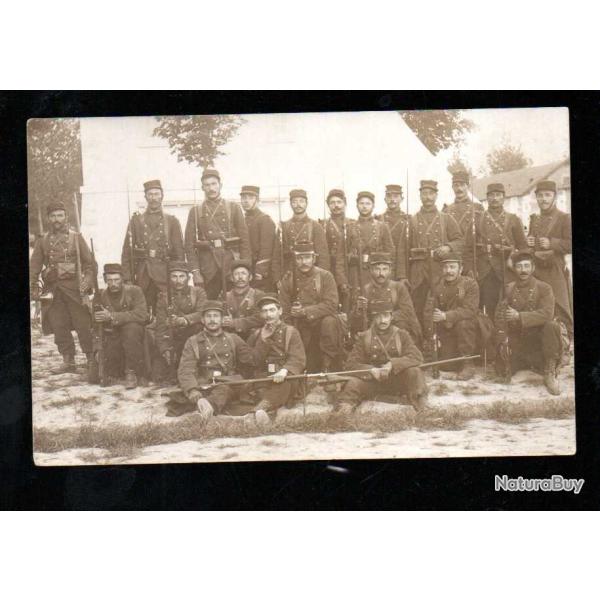 camp du bouchard 32�me d'infanterie  , groupe de militaires ,