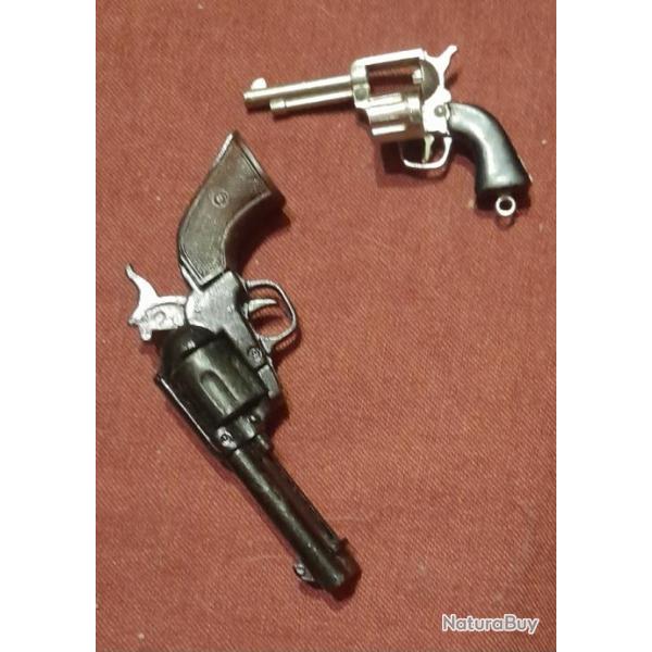 Vends 2 peacemakers miniatures  amorce monocoup