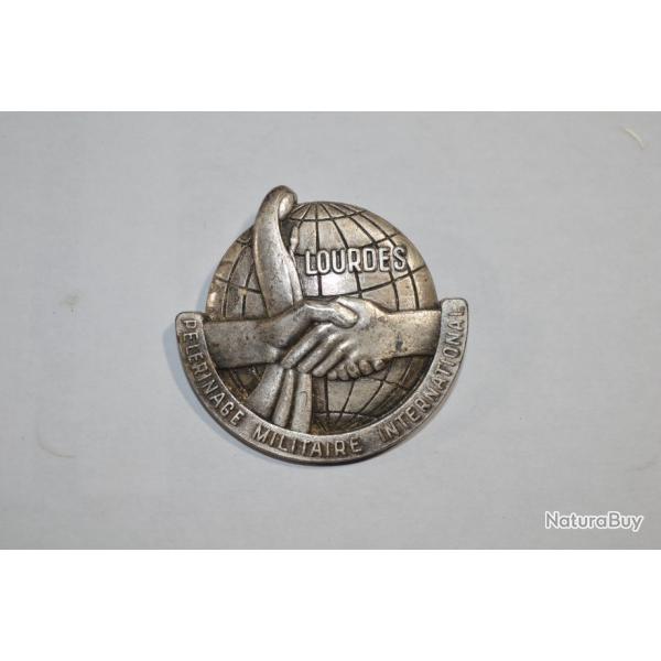 Insigne P�lerinage Militaire  International  Lourdes (17)