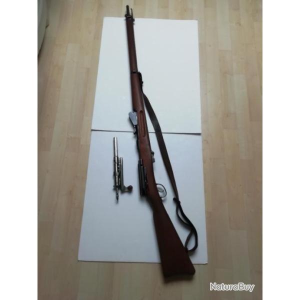 Vend fusil 1889 Schmidt Rubin calibre 7.5 X 53.5 tr�s bon �tat