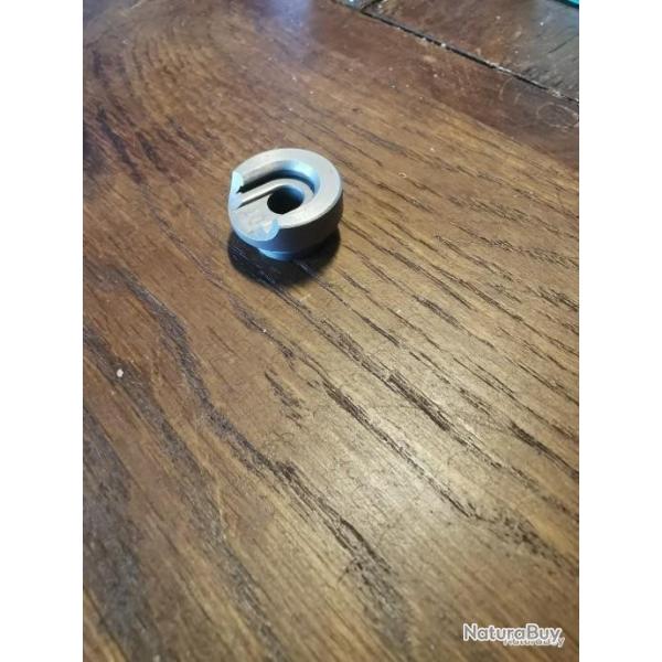 SHELL HOLDER LEE N�10 OU GRIFFE DE MAINTIEN AVEC PIED (A022)