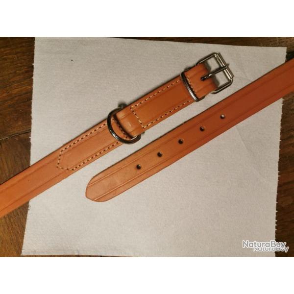 COLLIER EN CUIR DE QUALITE POUR CHIEN (A027)