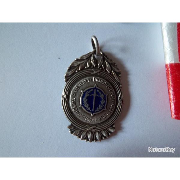 Pendentif Vintage ! Cercle agr�ment et dramatique des Invalides