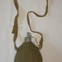 Gourde italienne mod&egrave;le 1935 compl&egrave;te WW2