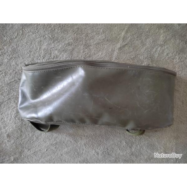 Pochette pour masque oxyg�ne arm�e