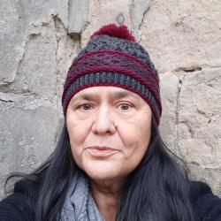 Bonnet pure laine m&eacute;rinos Jacquard nordique et pompon gris anthracite