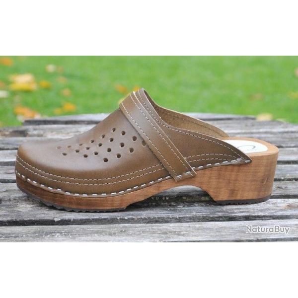 Sabot homme su�dois marque Ylin cuir ajour� vert kaki