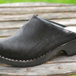 Sabots femme et sabots homme su&eacute;dois bois peau de vache 37 noir/noir