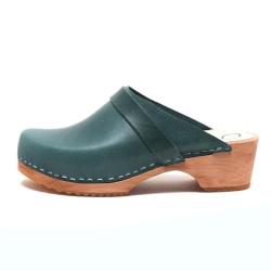 Sabots pour femme su&eacute;dois bois et cuir tannage v&eacute;g&eacute;tal Vert bleut&eacute; Veg