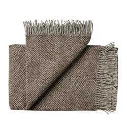 Plaid pure laine vierge scandinave &agrave; chevrons brun