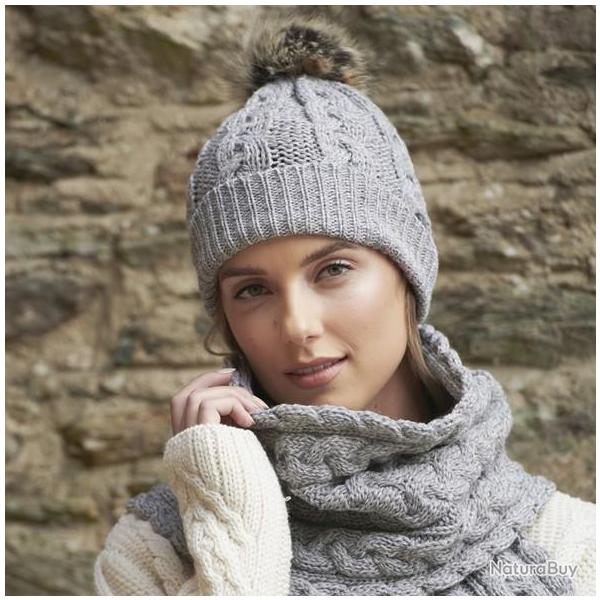 Bonnet chaud laine m�rinos c�tes avec pompon terre de sienne