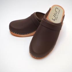 Sabot bois su&eacute;dois homme en cuir mat ou nubuck velours nubuck choco