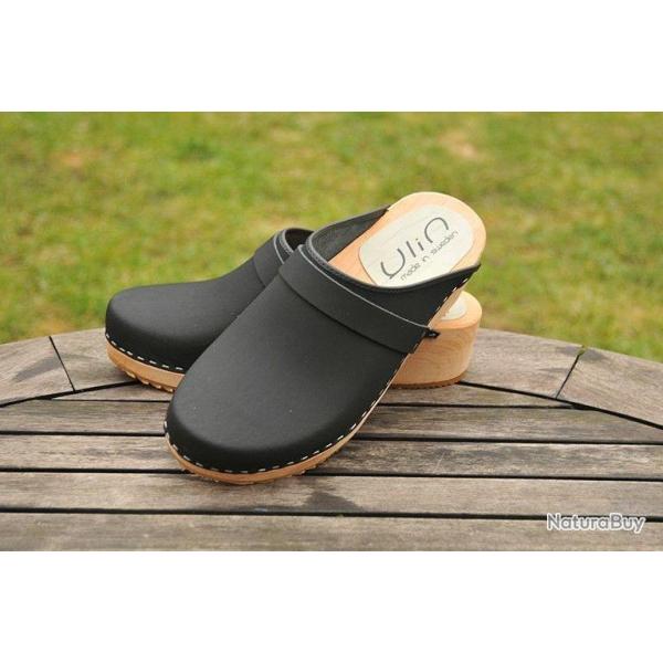 Sabot bois su�dois homme en cuir mat ou nubuck velours nubuck noir