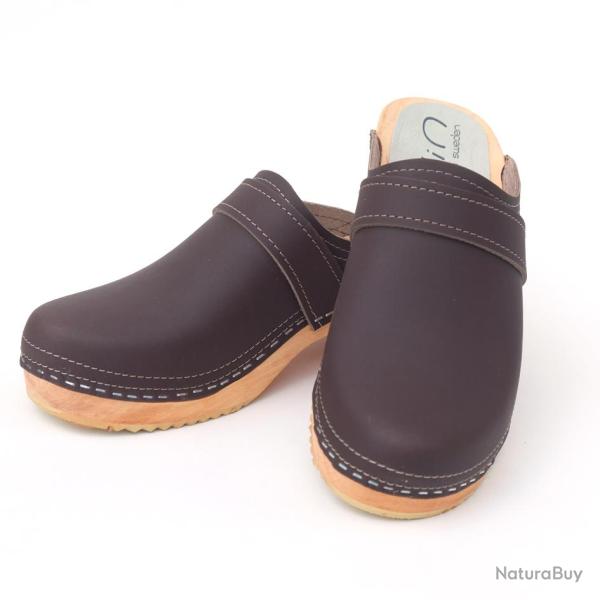 Sabots femme et homme su�dois bois et cuir lisse ou mat cuir choco oil