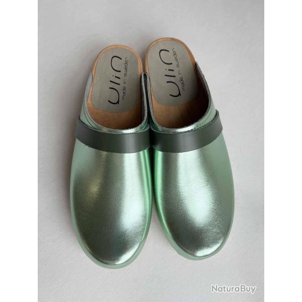 Sabots en bois femme et cuir m�tallis� bande nubuck ou cuir M�tal vert