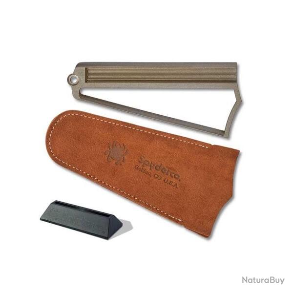 308CBN Pierre � aiguiser Spyderco Webfoot