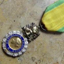 M&eacute;daille Militaire IV&deg; V&deg; R&eacute;publique &eacute;toile TBE Valeur Discipline mod&egrave;le &agrave; anneau