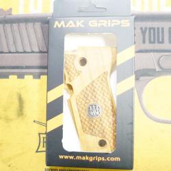 Plaquette Pistolet Beretta 92 grav&eacute; emplacement doigt tacticalmakgrips.