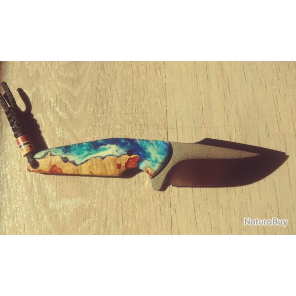 Couteau artisanal "coutellerie du rat noir" mod�le Caracal lame Inox N690/manche hybride