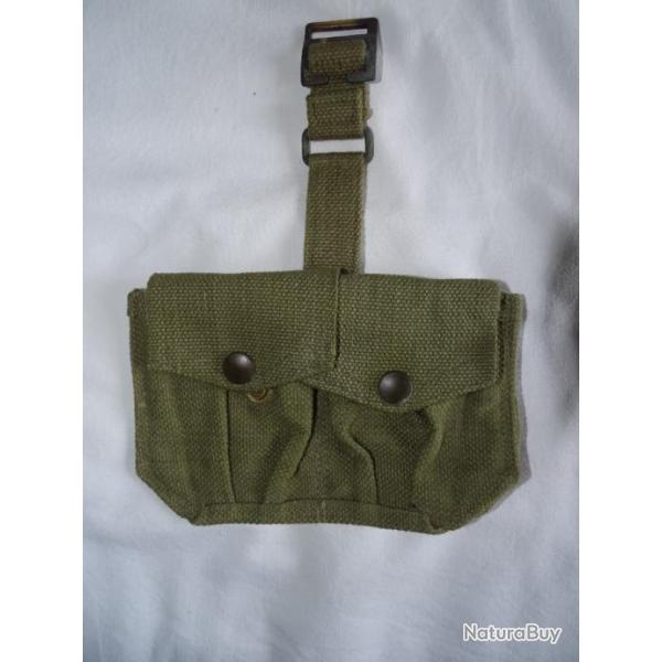 Cartouchi�re double pour fusil arm�e belge dat� 1952