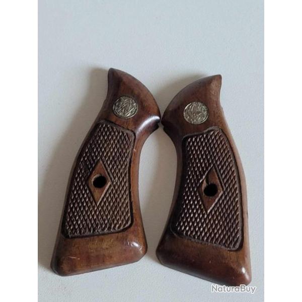 Plaquettes crosse Smith & Wesspn carcasse J SB