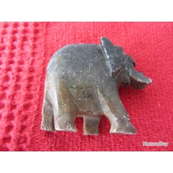 Statuette �l�phant en jade 1970 - Birmanie