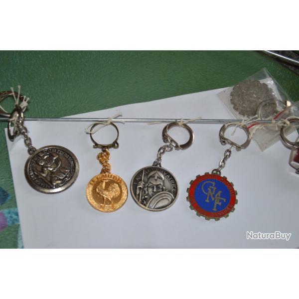 Porte-cl�s divers St Christophe et sur des assurances