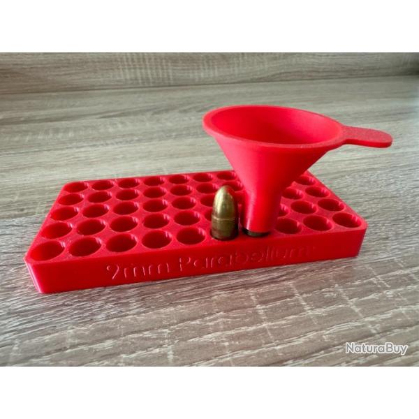 Entonnoir � poudre pour rechargement calibre 9mm et 223 rem + plateau de rechargement 9mm